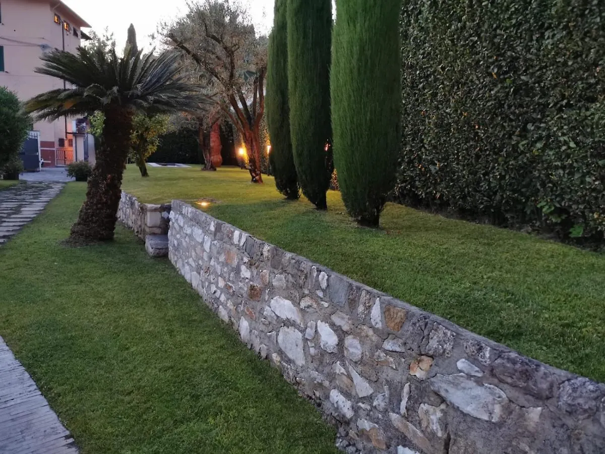 Guest house Spazio D'Arte Relais Pietrasanta