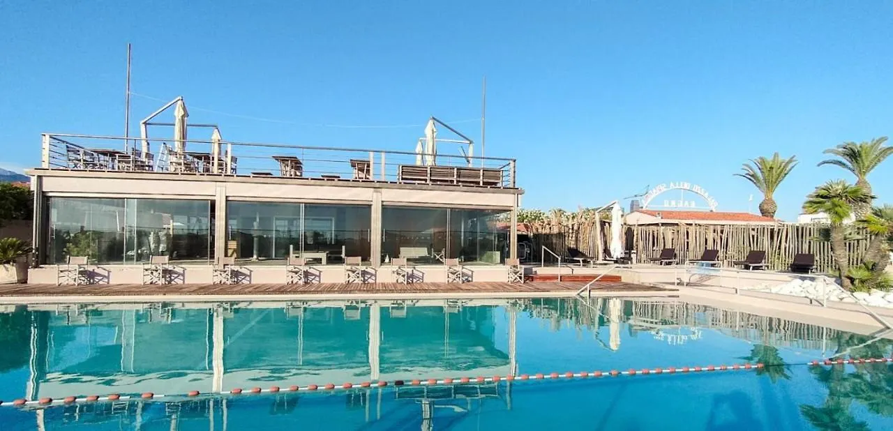 Spazio D'Arte Relais Pietrasanta Italy